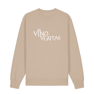 Sweater in beige mit weißem Aufdruck "In Vino Veritas". 