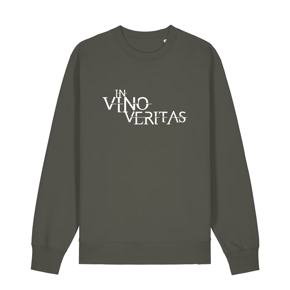 Sweater in khaki mit weißem Aufdruck "In Vino Veritas". 