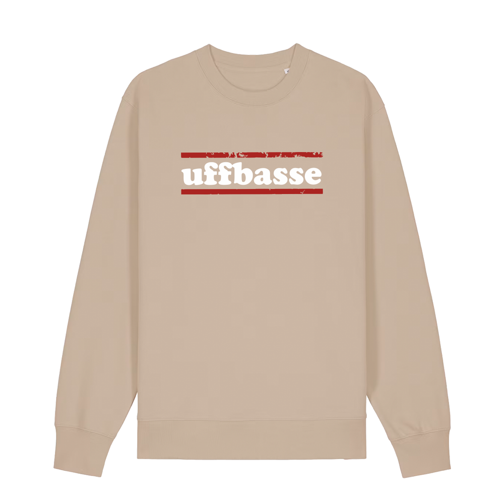 Sweater in beige mit weißem Uffbasse Schriftzug und roten Linien.