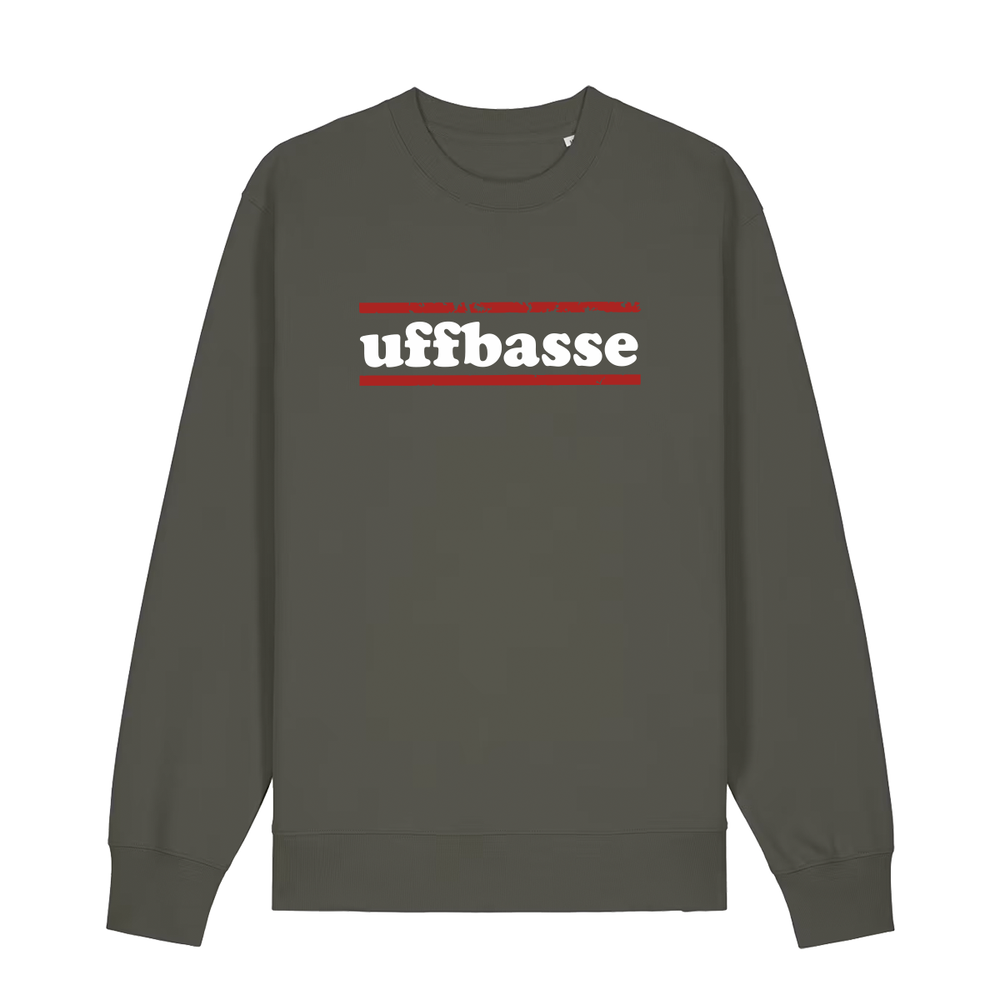Sweater in khaki mit weißem Uffbasse Schriftzug und roten Linien.