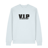 Sweater in eisblau mit schwarzem Aufdruck "VIP – Very important Pälzer". 