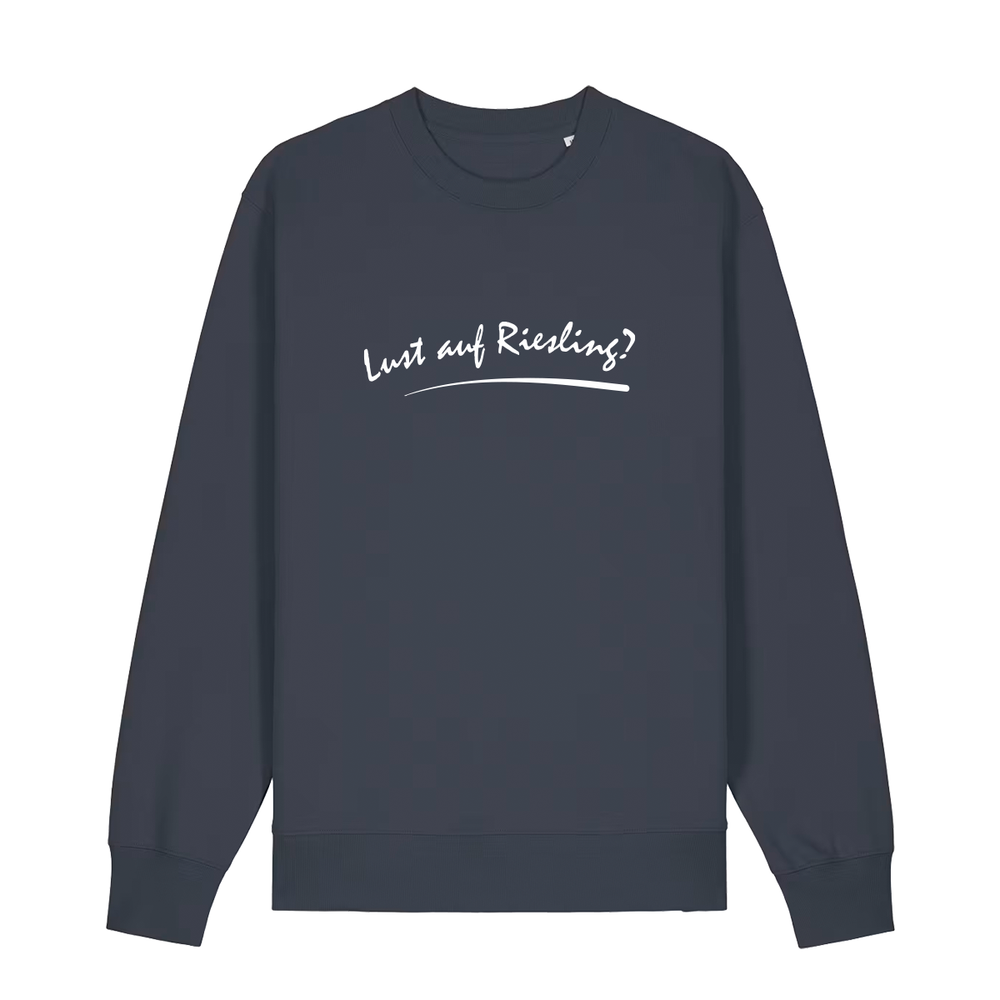 Sweater in anthrazit mit weißem Aufdruck „Lust auf Riesling“.